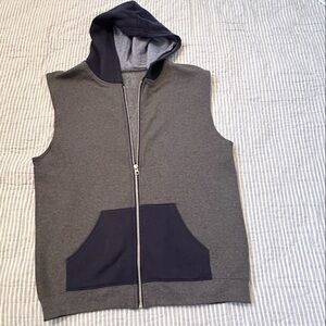 2XL - 18 - Fruit of the Loom front zipper, hooded vest, boys sizing, gray blue
